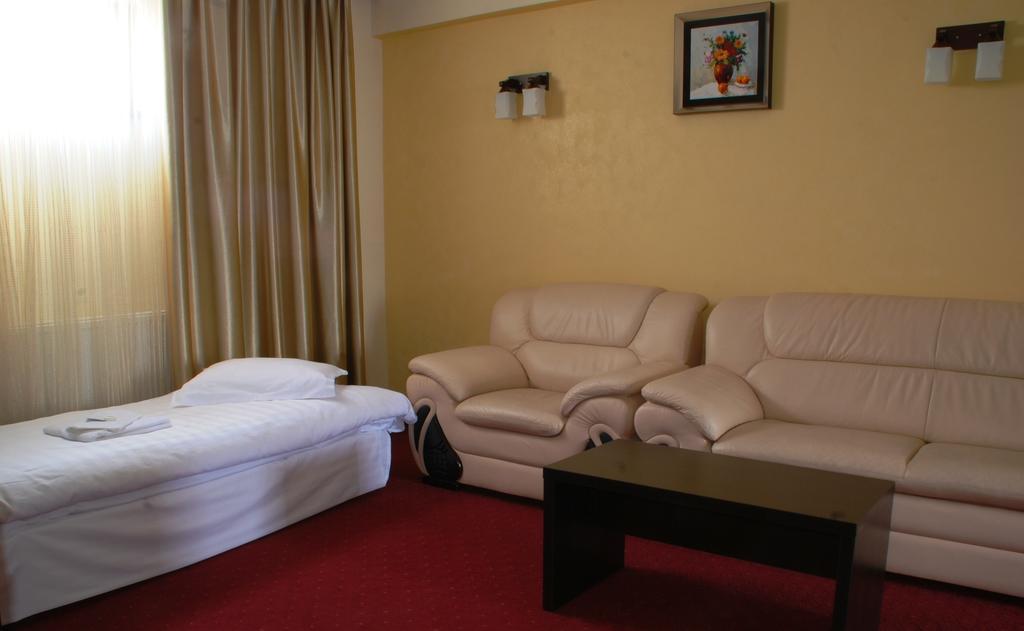 Hotel Ancor บูคาเรสต์ ภายนอก รูปภาพ