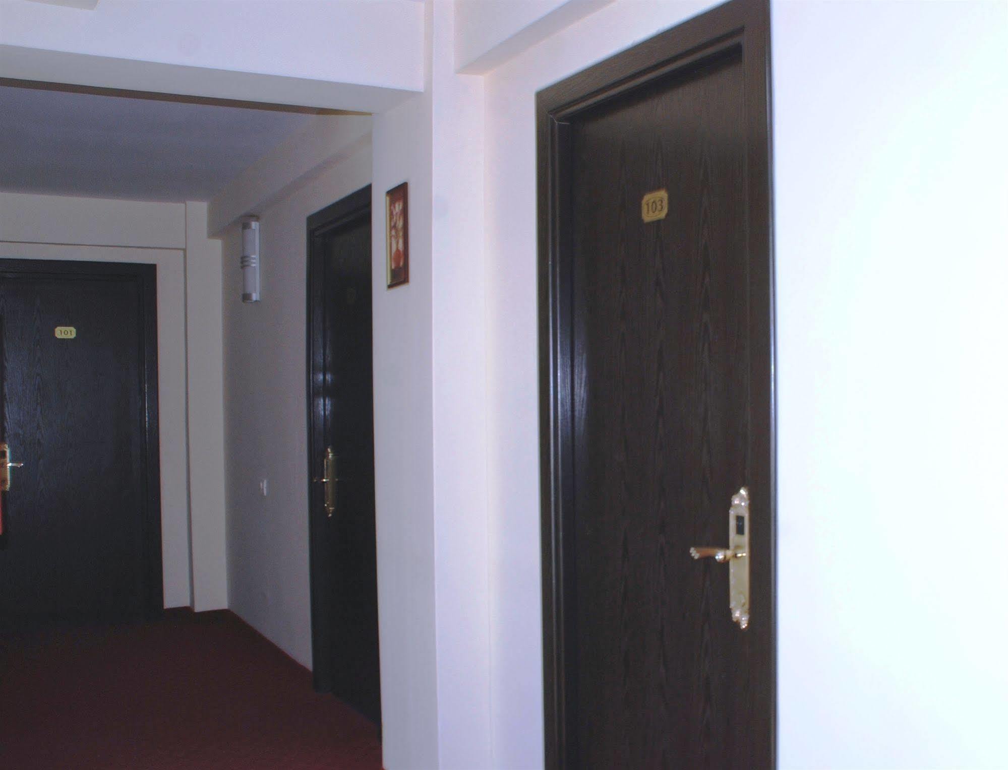 Hotel Ancor บูคาเรสต์ ภายนอก รูปภาพ